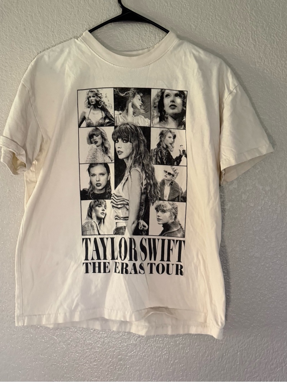 Taylor Swift White Graphic 'The Eras Tour' Tee